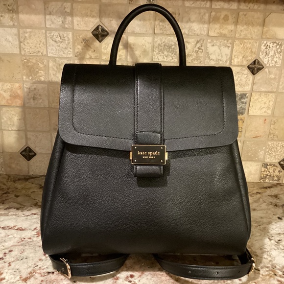 Kate Spade NY Nouveau Black Pebbled Leather Flap Bag/Purse/Backpack Medium Size - Picture 1 of 16